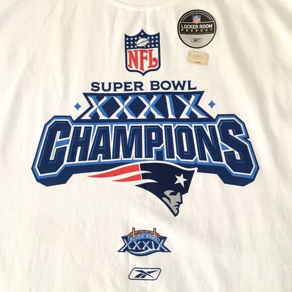 🆕New England Patriots NFL Short Sleeve White Tee Shirt - Picture 3 of 5